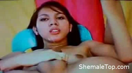 Shemale selfsucking and swallowing cum (SD)  [281.7 MB]