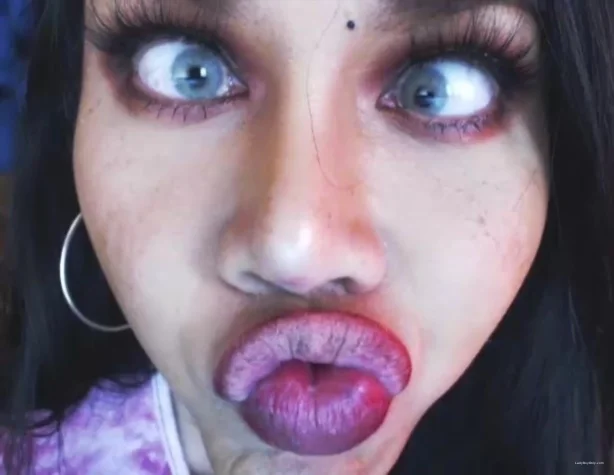  Long Mint Compilation [SD] 988 MB Self Creampie, Self Suck Fuck download on ShemaleTop