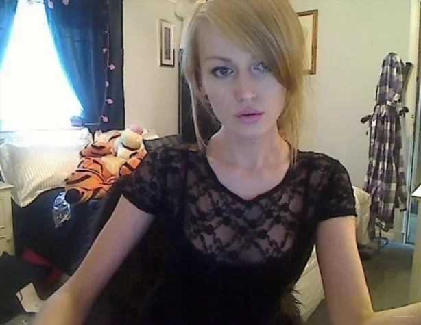 llyBabe am [SD] 1.18 GB - Shemale Porn Video on ShemaleTop