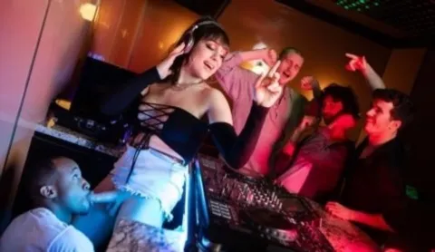 Rana Katana Hooks Up With The Hot DJ: A Top-Rated Pick - Shemale Porn Video on ShemaleTop
